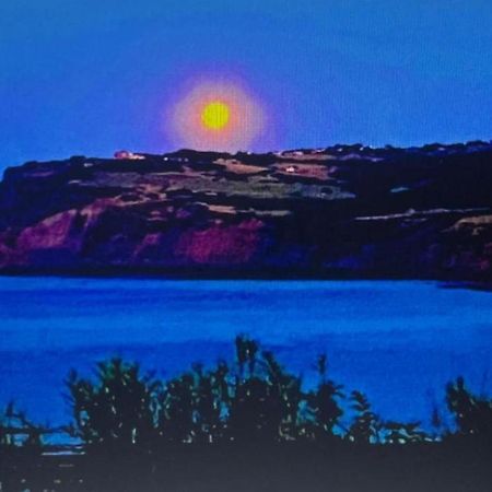 ロビン・フッズ・ベイ The Wayfarer, Robin Hoods Bay Bed & Breakfast エクステリア 写真